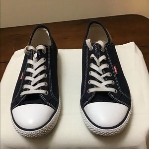 Levi’s women’s shoes